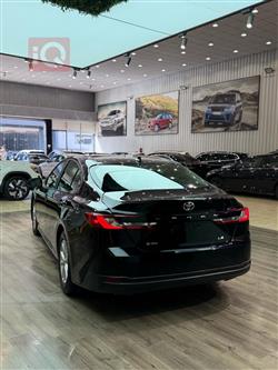 تۆیۆتا کامری